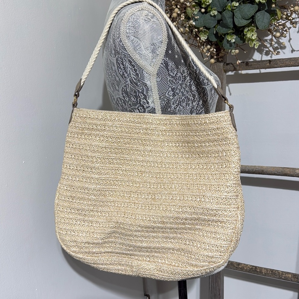 Woven Straw Hobo Bag – Natural - Picture 2 of 10